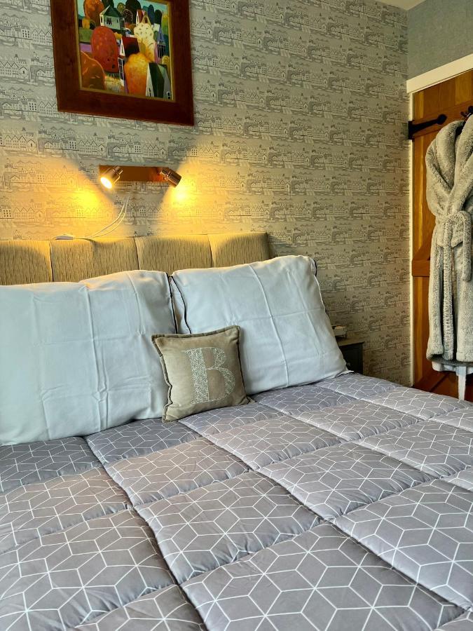 Woodbriar Bed & Breakfast Penmaen-mawr Eksteriør bilde